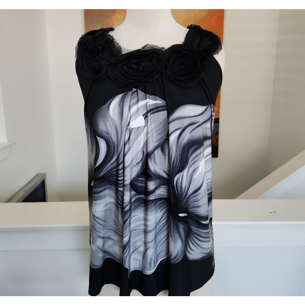 Vibe Black and Gray Sleeveless Top